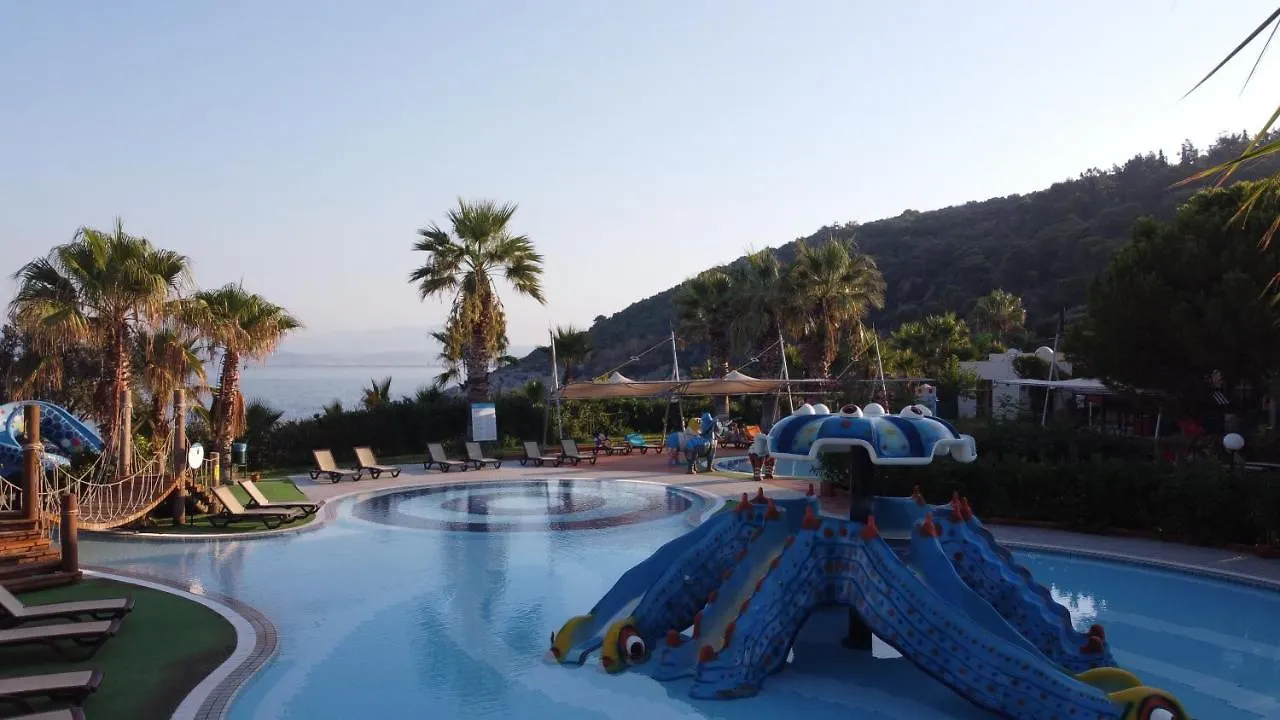 Pine Bay Holiday Resort Kusadası