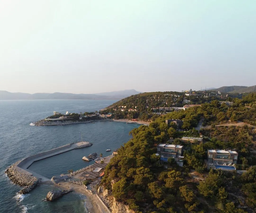 Pine Bay Holiday Resort Kusadası 5*,